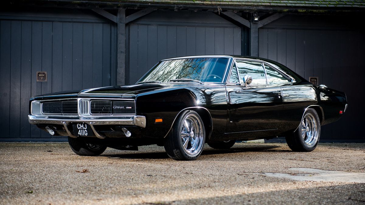 Na prodej je tento fantastický Dodge Charger! - Garáž.cz